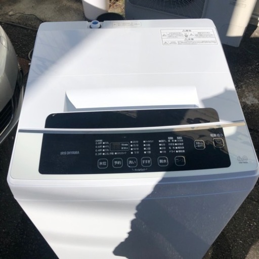 【中古品】アイリスオーヤマ 縦型洗濯機 6kg IAW-T602E