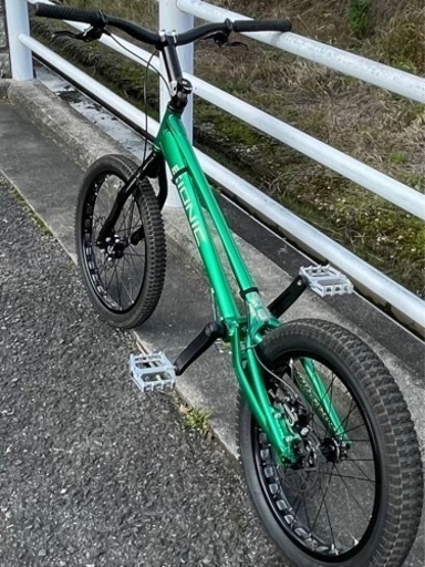 トラ車 BIONIC 20インチ BIONIC トライアル 20インチ 前後 油圧