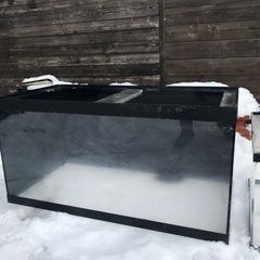 アクリル水槽、大型水槽、120x 60x60水槽