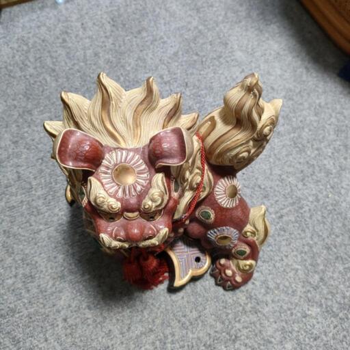 魔除け唐獅子 本九谷焼き置物