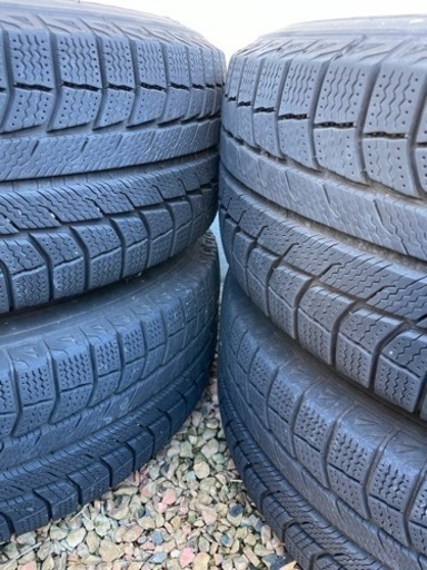 スタッドレスタイヤ　ホイール込み　235/65/R17