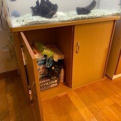 取引中 アクリル水槽セット（900）