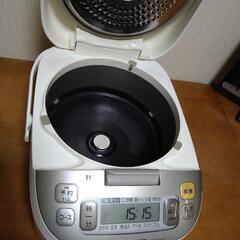 Panasonic SR-HD103-W
炊飯器2014製