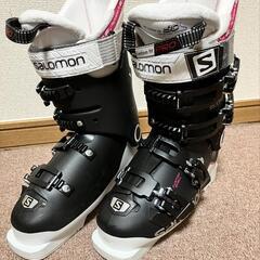 スキーブーツ　サロモン　24cm
