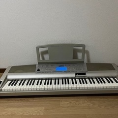 電子ピアノ　DGX-300 本日限定！！
