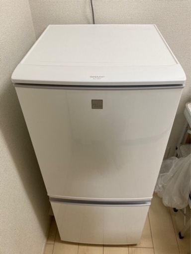 Sharp 冷凍冷蔵庫　SJ-14E7-KW 美品