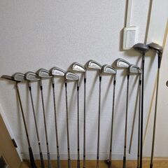 男性向けのゴルフセット（クラブ13本＋バッグ）を!