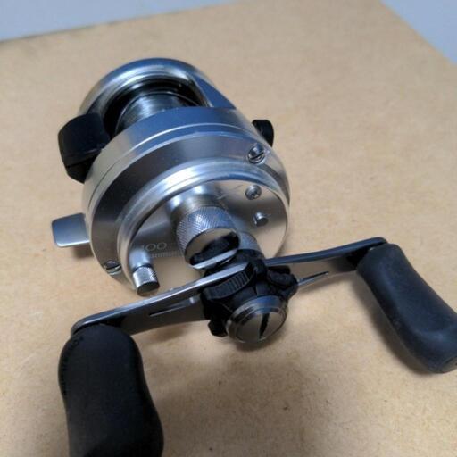 シマノ 05 カルカッタ100 右巻き