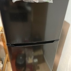 ハイアール冷蔵庫130リットル　ほぼ新品