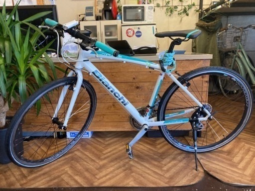 クロスバイク 2017年式ビアンキ 3x8速 適応身長165-175cm