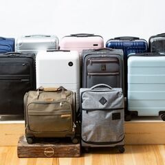 小さいスーツケース（機内持ち込み可能）をお譲りください！