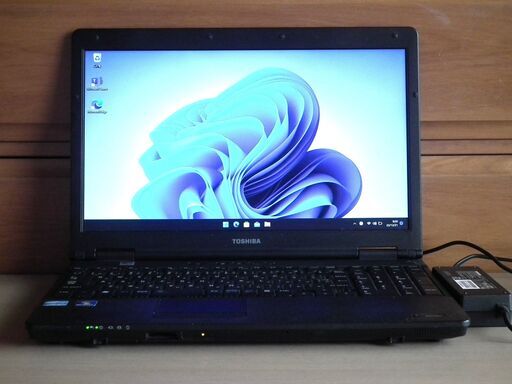 【SSD250GB搭載WIN11Pro64bit 東芝 Satellite B552/F Core-i5/ﾒﾓﾘ4GB/Office365】