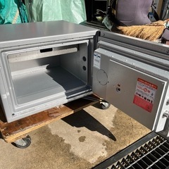 【売約済】耐火金庫　マルチロック式　EIKO エイコーDFS1-FE 暗証番号有り動作品