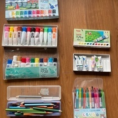 色鉛筆、クレヨン、絵の具,筆箱