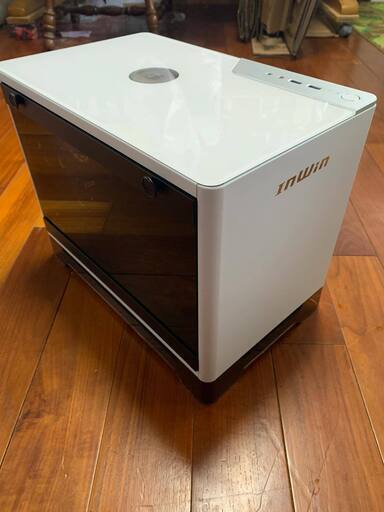 In win A1-Plus white Mini-ITX PCケース＆650w電源