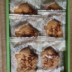 お菓子2箱