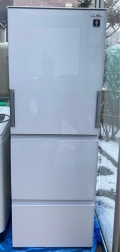 両開き 3段式冷蔵庫