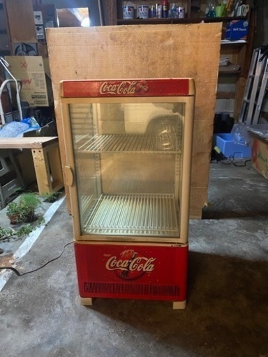 コカコーラ　冷蔵庫　サンデン