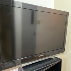 液晶カラーテレビ　32V 本体のコードなし