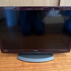 Sharp 32型液晶テレビ　2011年製