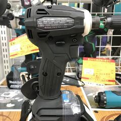 ✨マキタ　中古美品　TD172D　インパクトドライバ　風呂セット✨うるま市田場✨ ✨マキタ 中古美品 TD172D インパクトドライバ 風呂セット✨うるま市田場✨