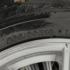値下げしました！！スタッドレスタイヤ　アルミホイール　４本セット　205/60R16  ブリジストン　ヴォクシー　ノア　等に