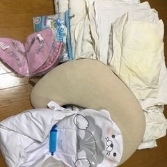 ベビー用品セット！(スイマーバー、ラッコハグ、ベビー布団、授乳ク...