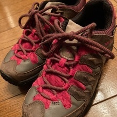 MERRELL トレッキングシューズ小さめ