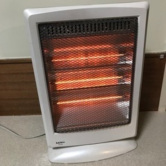 首振り電気ストーブ