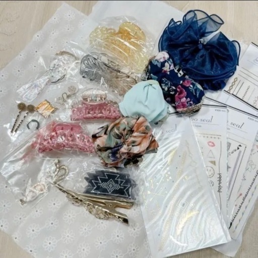シュシュ ハンドメイド 2454（珍しい、和の雰囲気の柄のジョーゼット）