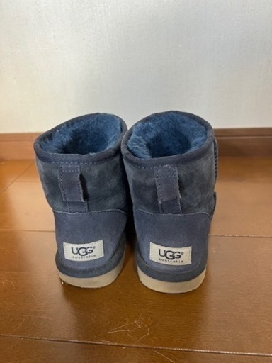 UGG クラシックミニ　美品　ネイビー