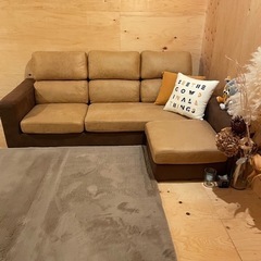 三人掛けカウチソファー