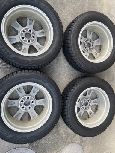 販売終了です)トヨタ純正 ホイール17x7J 5H 114.3 4本 1台分 225/65R17 