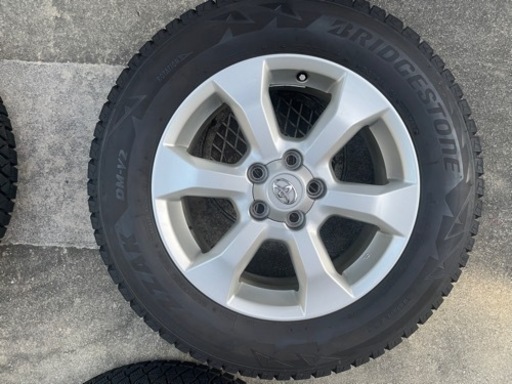 販売終了です)トヨタ純正 ホイール17x7J 5H 114.3 4本 1台分 225/65R17 
