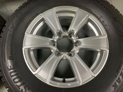 ランクルプラド 265/65R17 効く!ブリザック DM-V3 ブリヂストン ランクルプラド 265/65R17 効く!ブリザック DM-V3 ブリヂストン