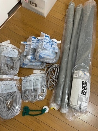 家中の網戸張替、業者さんにも◎大量