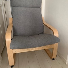 IKEA ポエングアームチェア