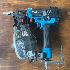 [中古］マキタ　AN534HM 50mm高圧エア釘打　エアダスタ付