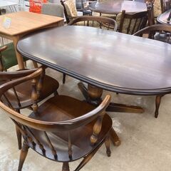 リビングテーブル チェアセット飛騨産業　キツツキ 両肘付き リビングテーブル チェアセット飛騨産業 キツツキ 両肘付き 家具