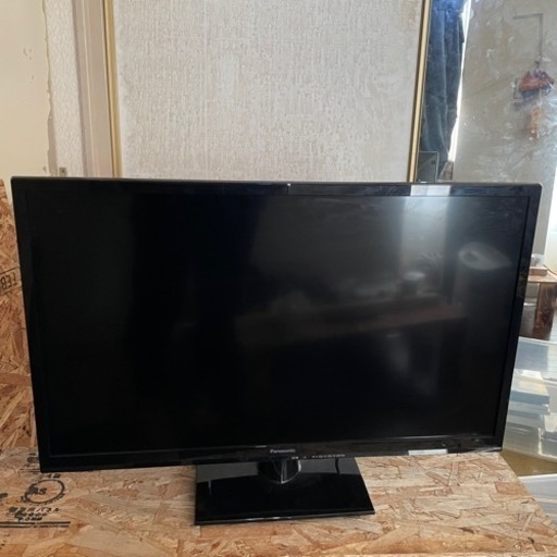 Panasonic 32インチ　液晶テレビ