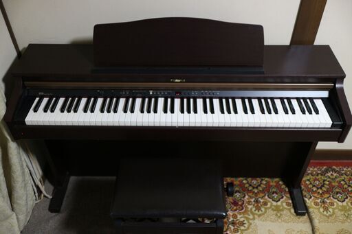 Roland HP103 椅子付き