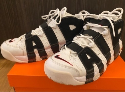 NIKE エアモアアップテンポ