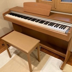 ヤマハ電子ピアノ　YDP-131C