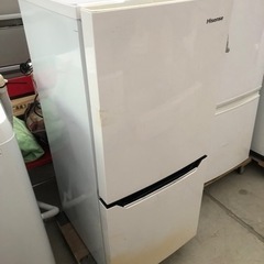 2016年製 ハイセンス 冷蔵庫130L  HR-D1301