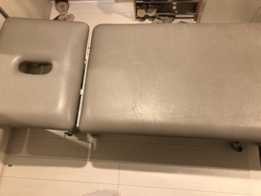 (受渡者決定)酒井医療治療用電動昇降ベッド(年末年始限定価格) 受渡者決定)酒井医療治療用電動昇降ベッド(年末年始限定価格)