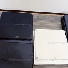SONY CECH-2000A一つ、CECH-2000B一つ、CECH-2500A一つ、CECH-2500B二
