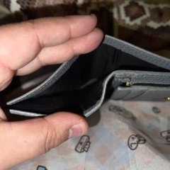 GUCCI二つ折り財布