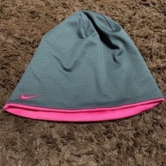 NIKEナイキニット帽（ブルー、内ピンク）【値下げ交渉可】