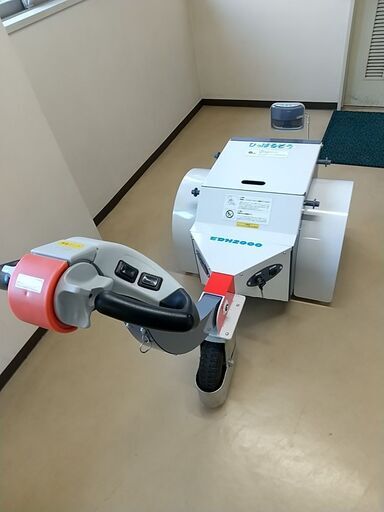 電動アシスト牽引車(最大けん引質量:2000kg)