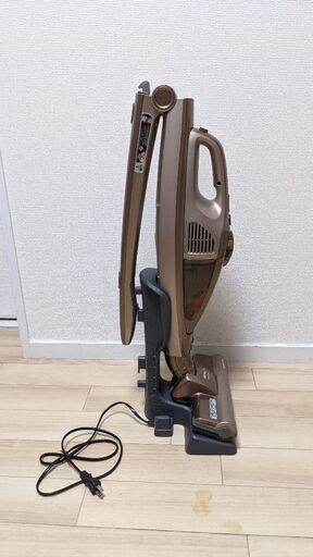 日立充電式掃除機（ハンディクリーナーとして使用可）PV-BC200